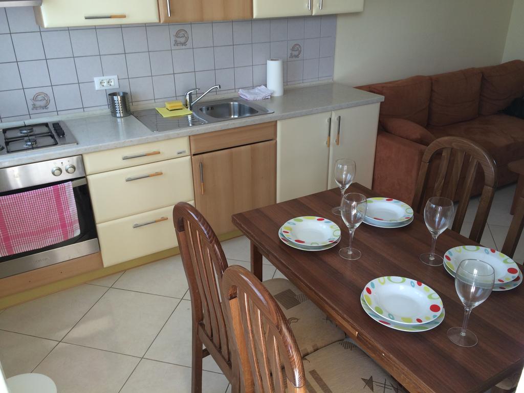 Kvajera Apartment Пореч Екстериор снимка