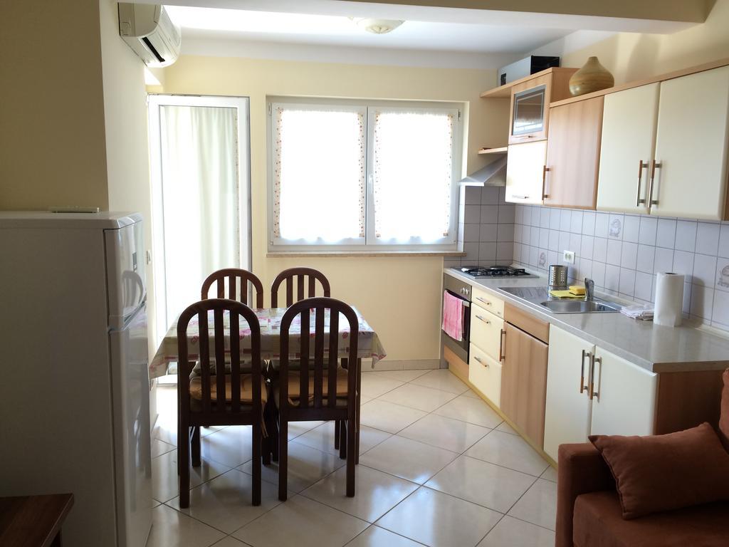 Kvajera Apartment Пореч Екстериор снимка