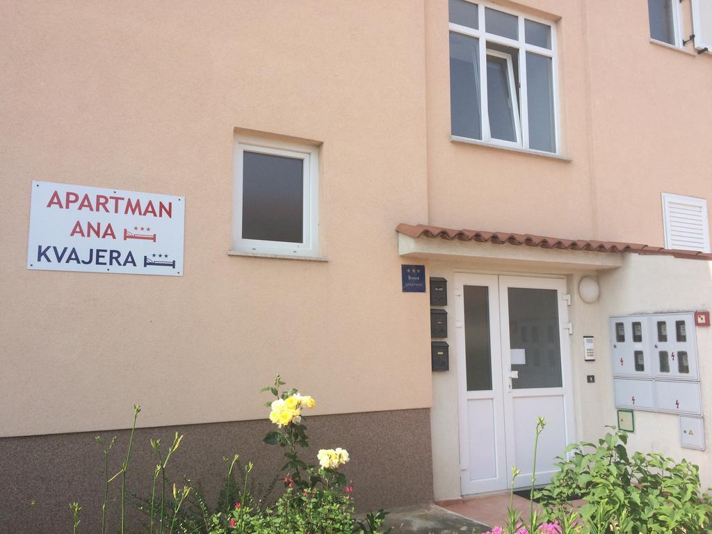 Kvajera Apartment Пореч Екстериор снимка
