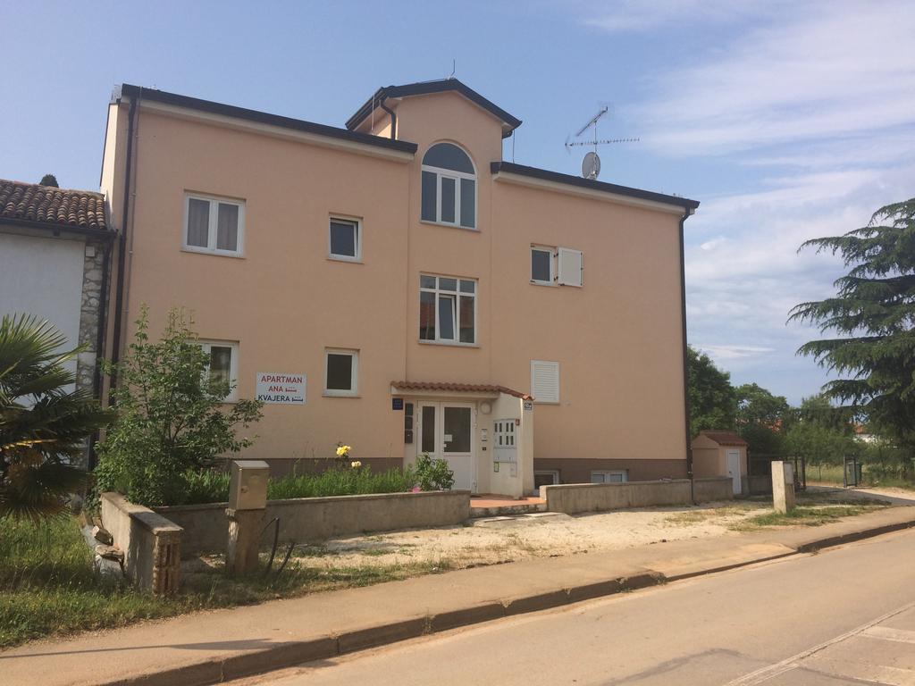 Kvajera Apartment Пореч Екстериор снимка